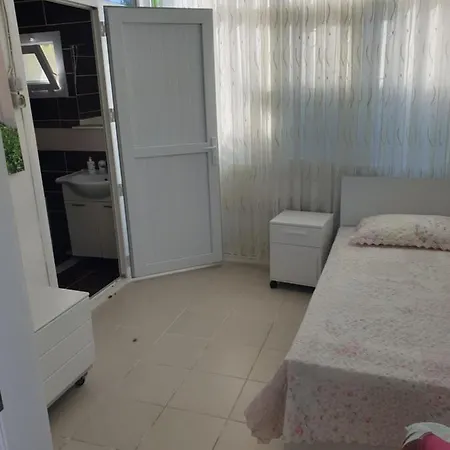 فيلة Burak Çeşme